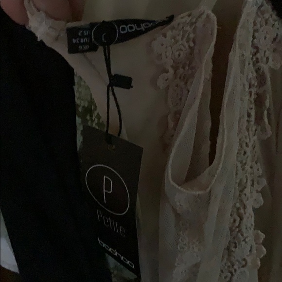 NWT BOOHOO PETITE DRESS - Picture 7 of 7